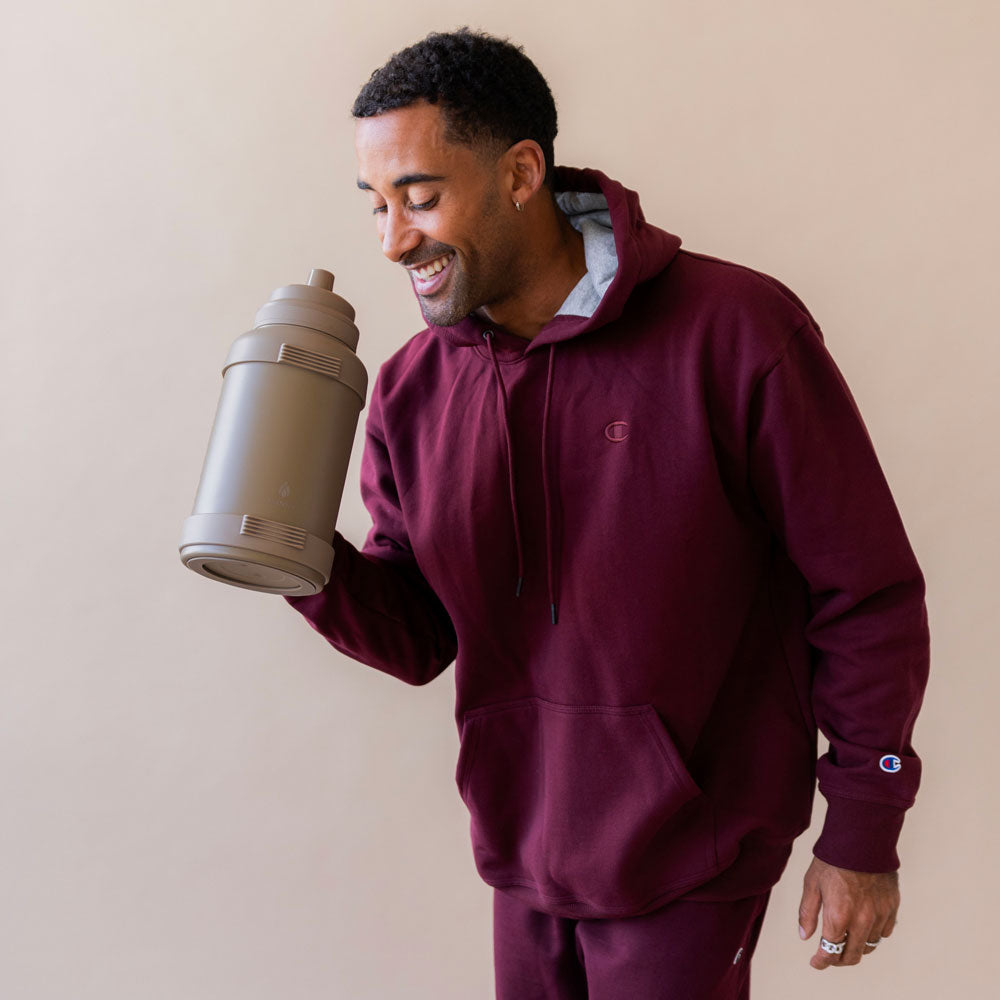 78-oz-titan-bottle-pastel-collection-f1 32_Manna_Website_Lifestyles_Titan_Darker_2.jpg