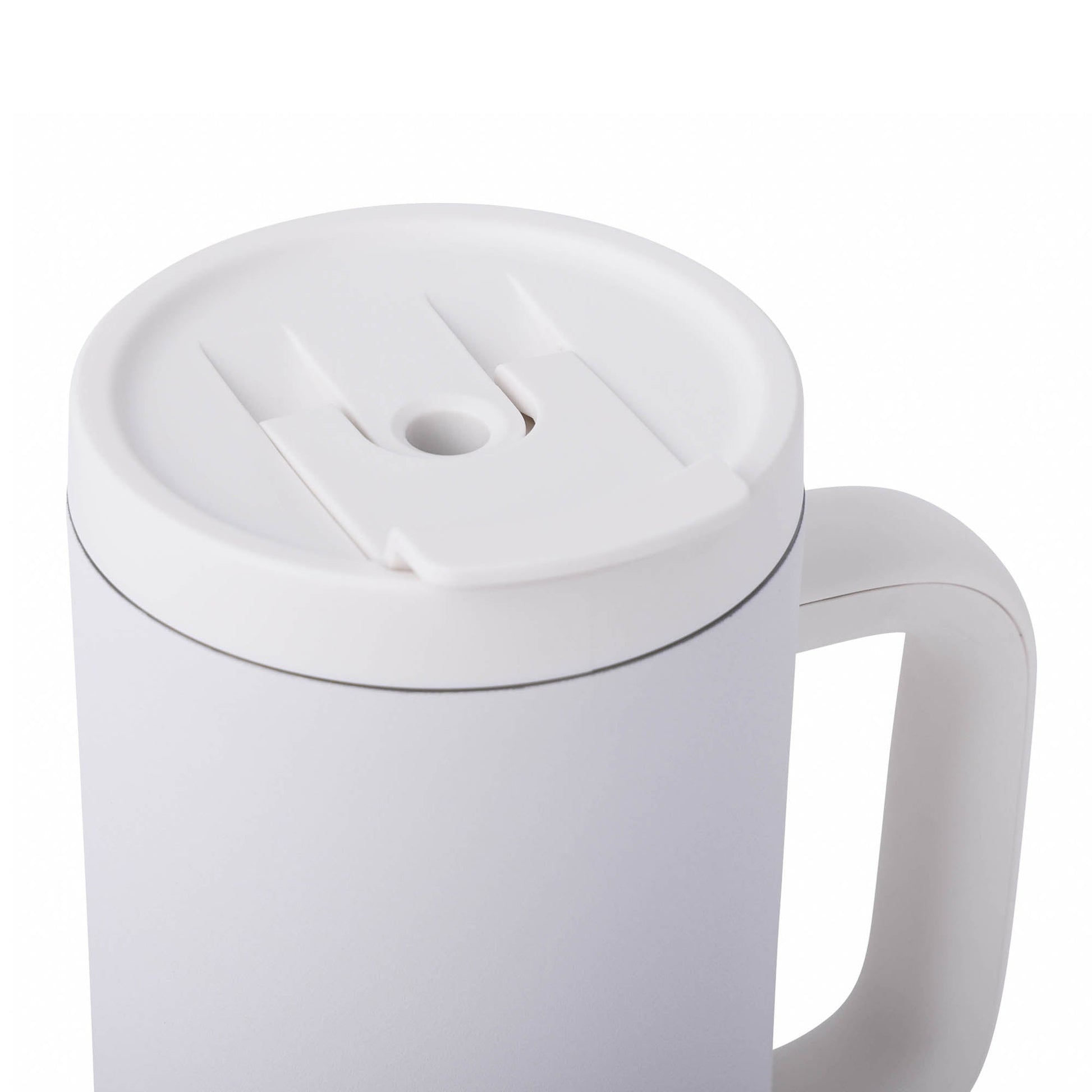 40-oz-leisure-tumbler-m0 CoreHome_MannaHydration_Whites_Raw-42.jpg